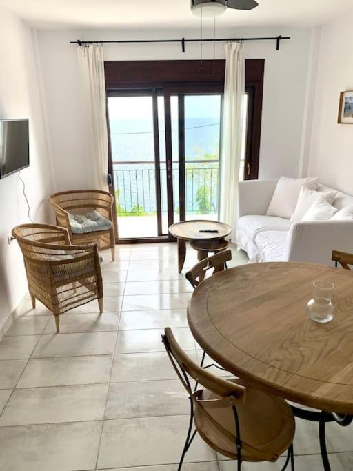 Apartment By The Sea Neos Marmaras
