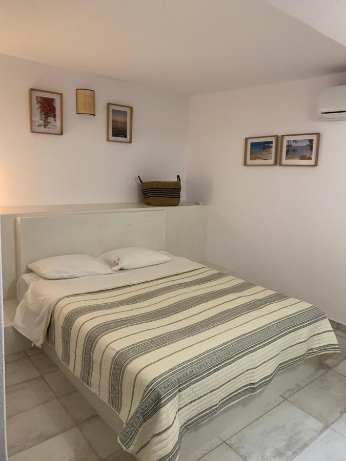 By The Sea Apartment Neos Marmaras